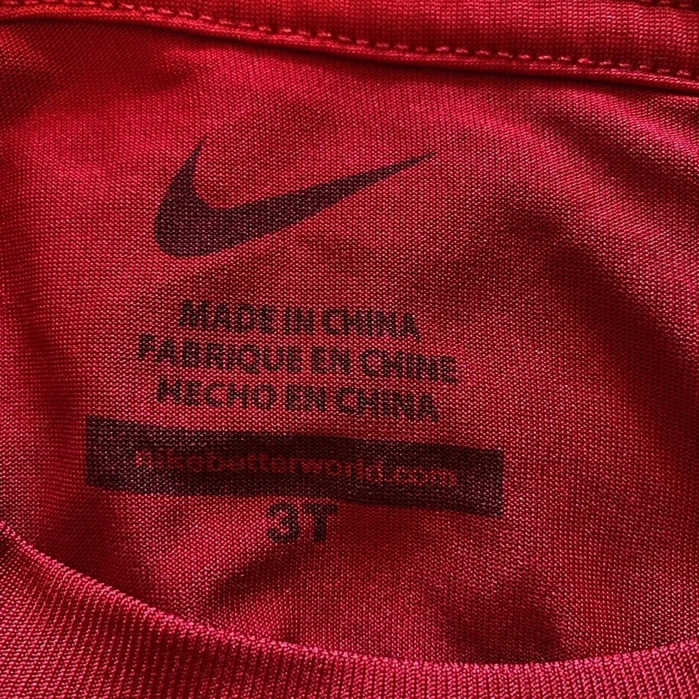 Nike Kids Red T-Shirt size 3T